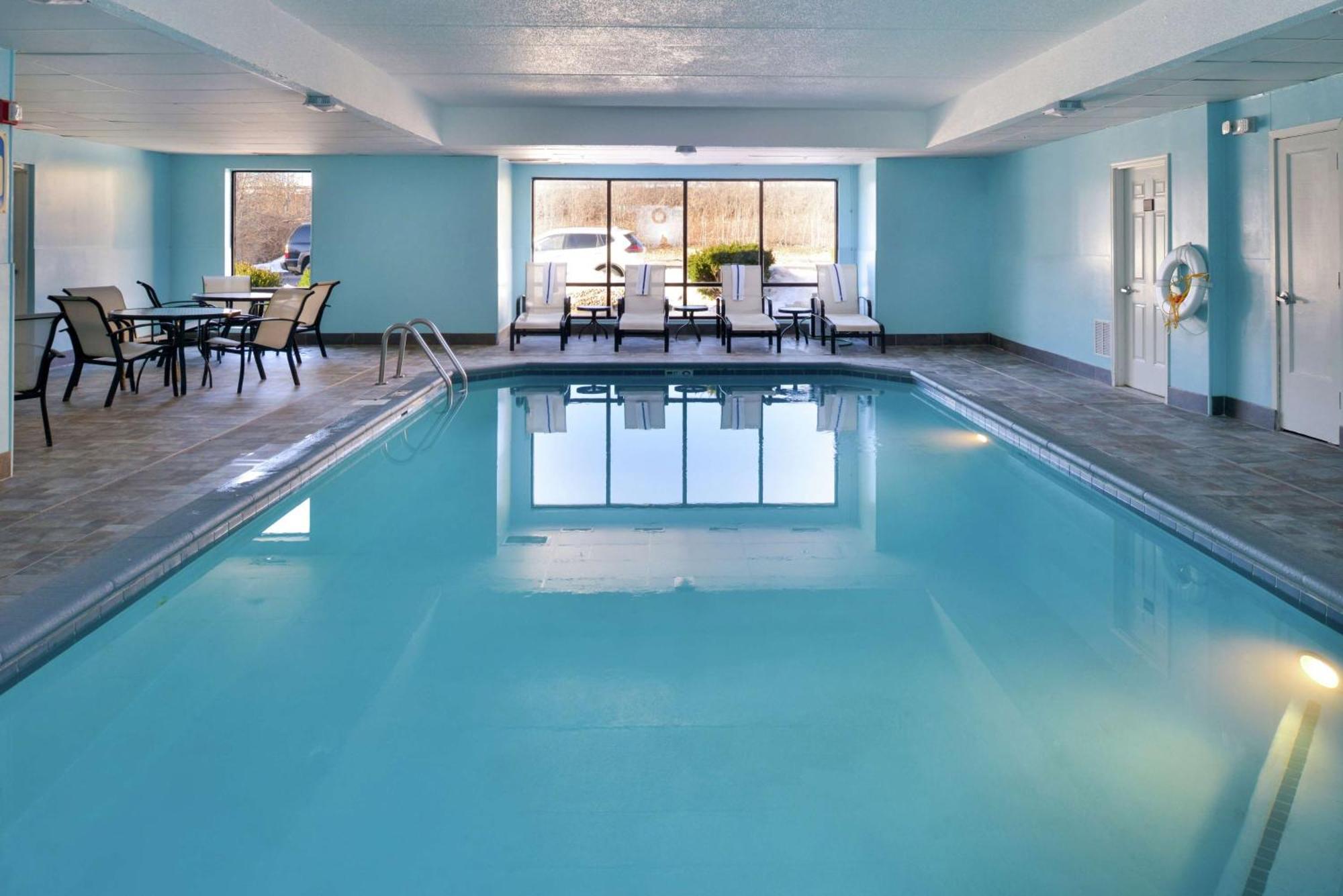 Hampton Inn Columbus-East Пікерінгтон Екстер'єр фото
